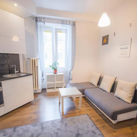 Poznanska Apartment. Great Location. Center * Warsaw